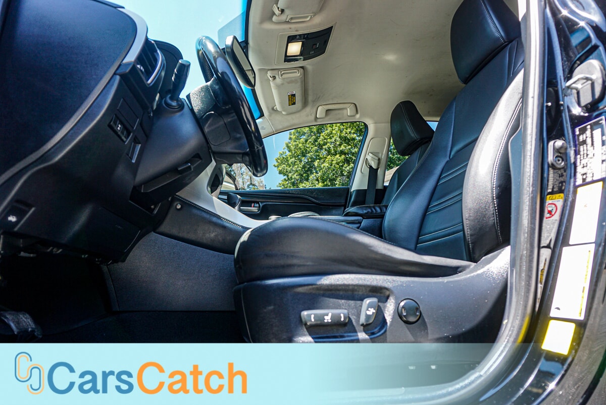 CARSCATCH - Used vehicle - SUV LEXUS NX 200T 2016
