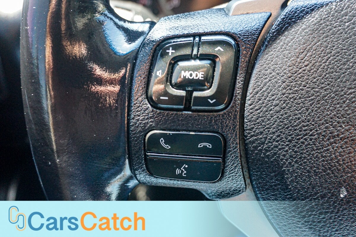CARSCATCH - Used vehicle - SUV LEXUS NX 200T 2016