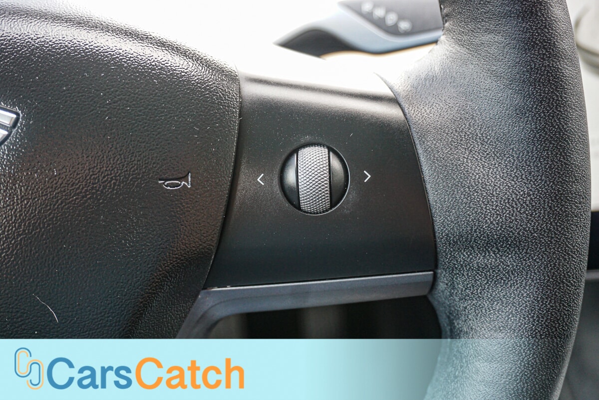 CARSCATCH - Used vehicle - SEDAN TESLA MODEL 3 2021