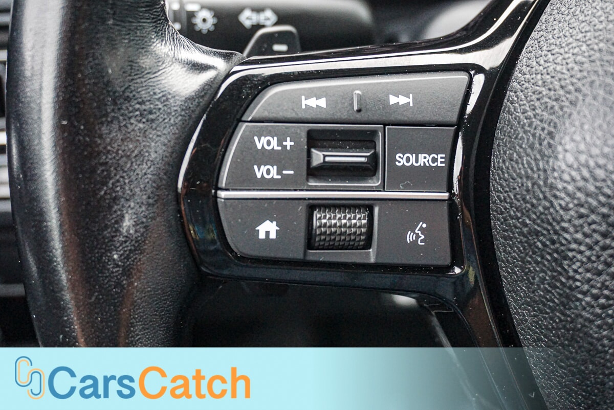 CARSCATCH - Used vehicle - SEDAN HONDA CIVIC 2022