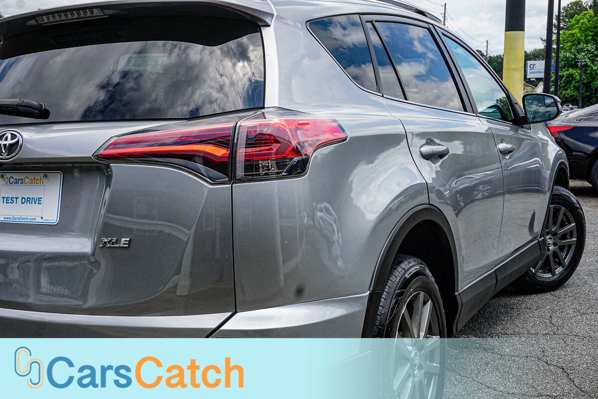 CARSCATCH - Used vehicle - SUV TOYOTA RAV4 2016