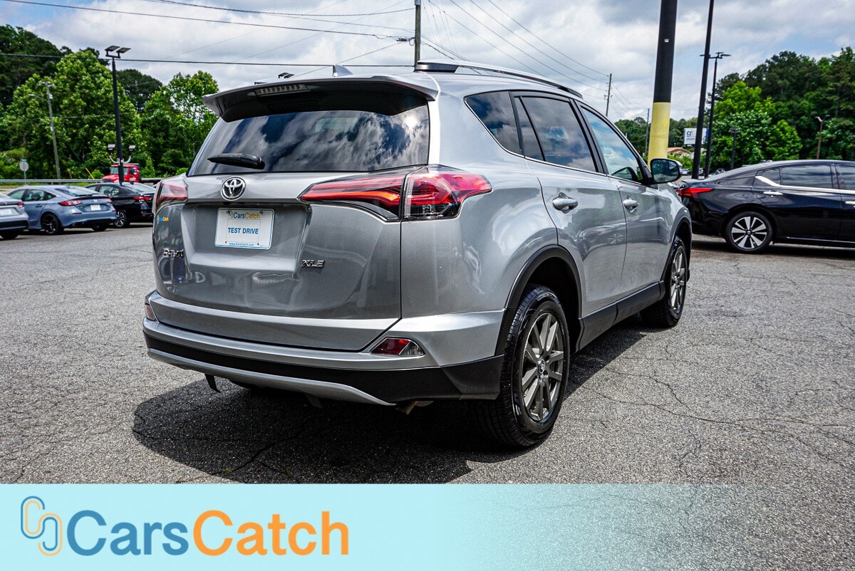 CARSCATCH - Used vehicle - SUV TOYOTA RAV4 2016
