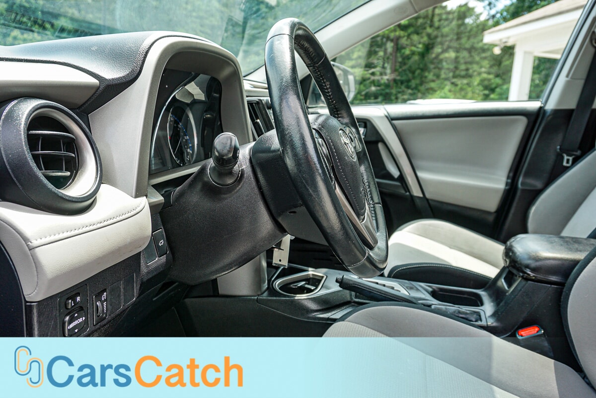 CARSCATCH - Used vehicle - SUV TOYOTA RAV4 2016
