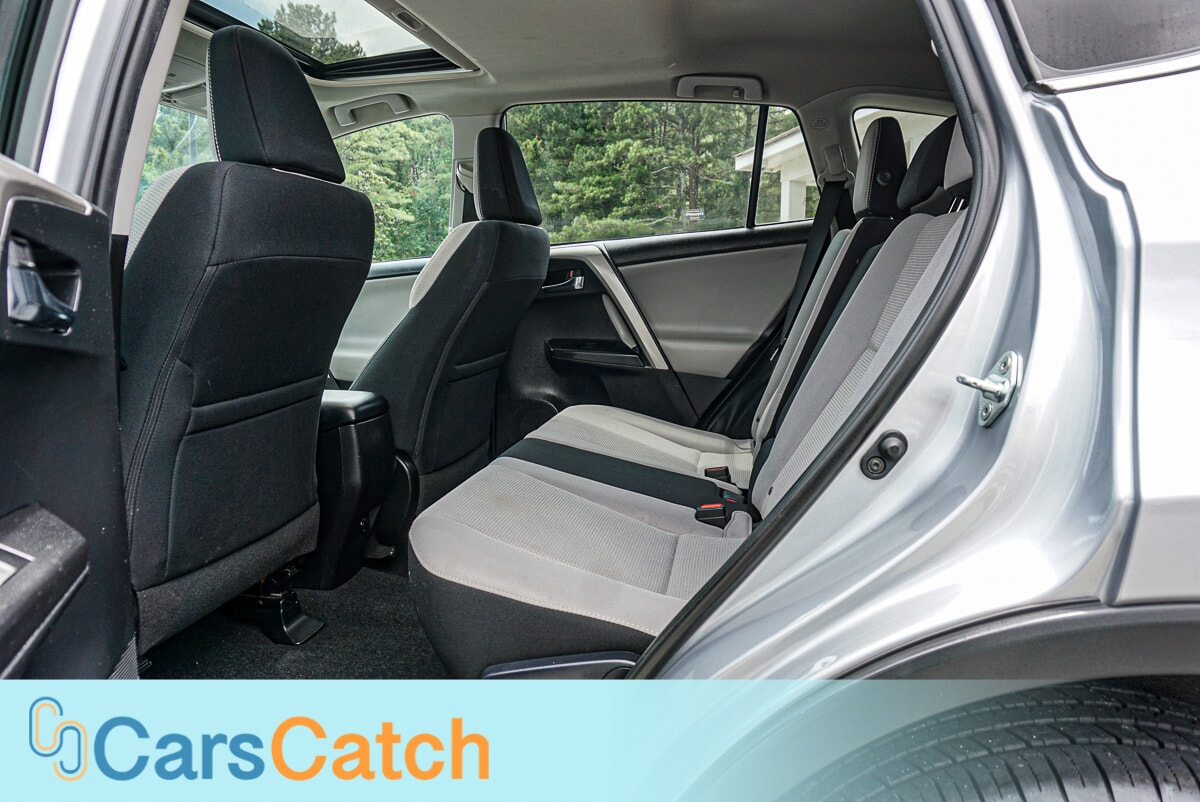 CARSCATCH - Used vehicle - SUV TOYOTA RAV4 2016