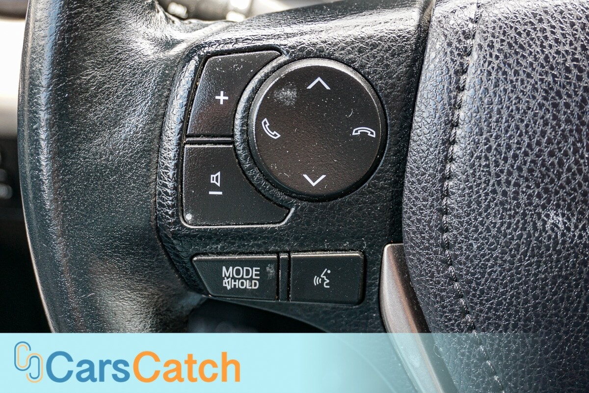 CARSCATCH - Used vehicle - SUV TOYOTA RAV4 2016