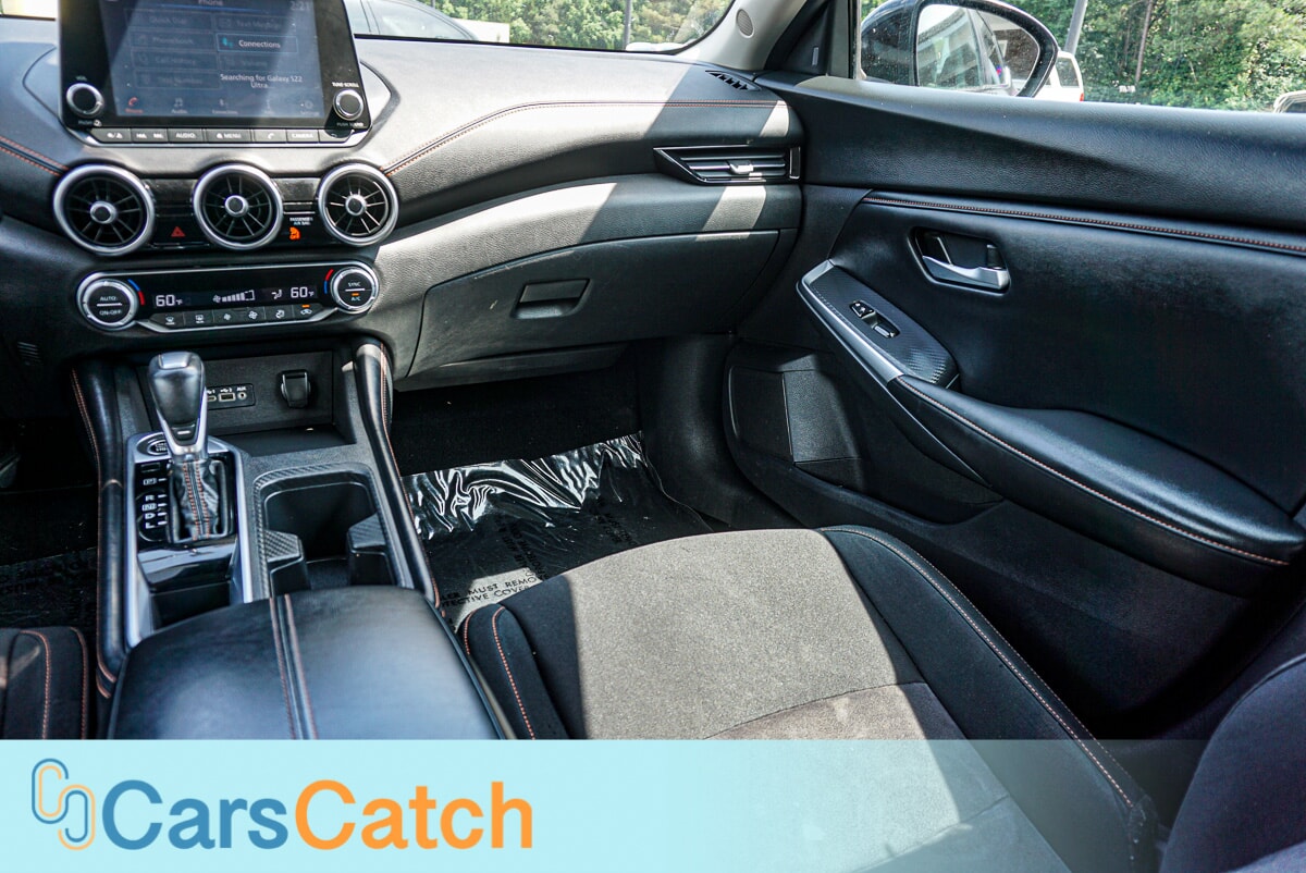CARSCATCH - Used vehicle - SEDAN NISSAN SENTRA 2020