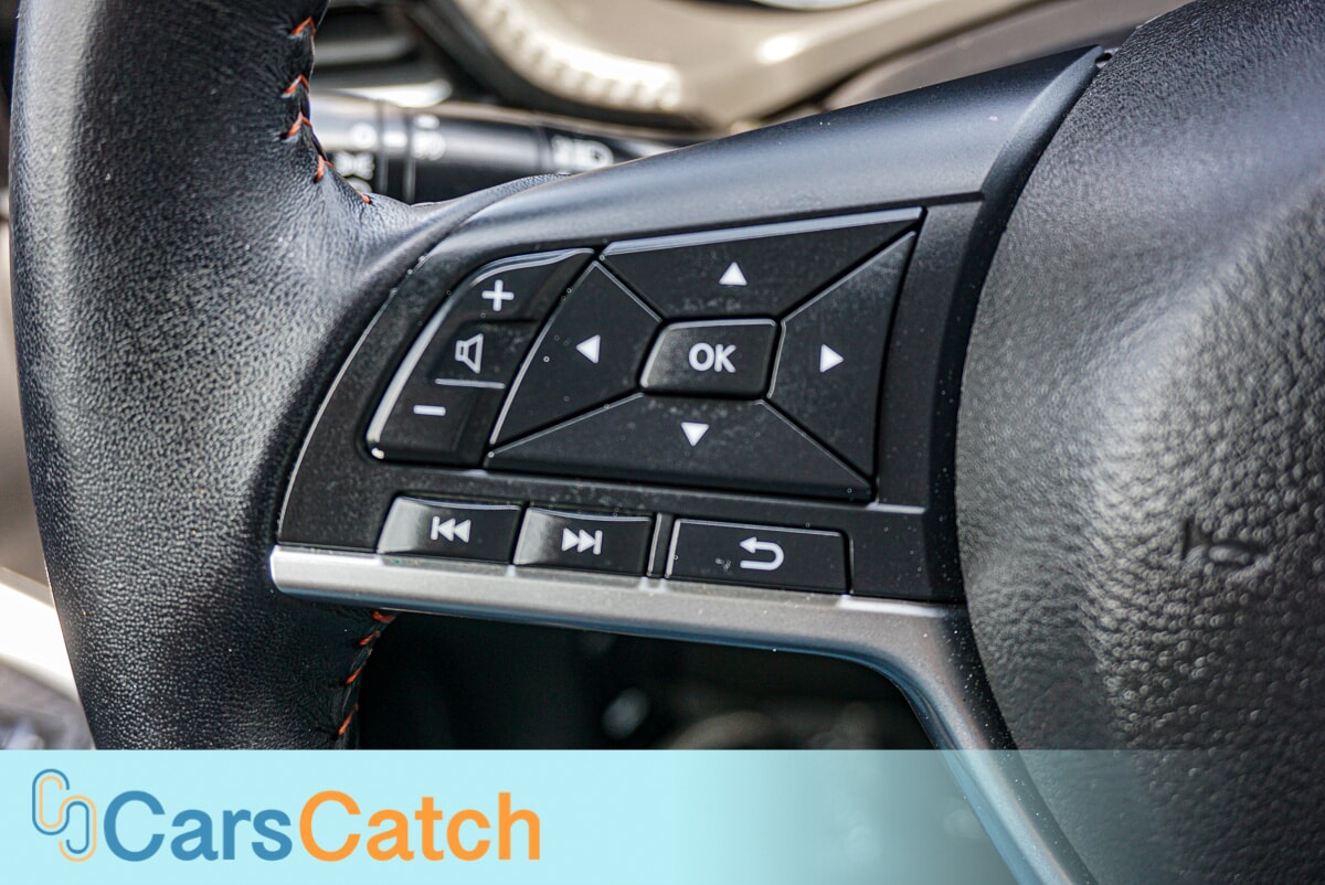 CARSCATCH - Used vehicle - SEDAN NISSAN SENTRA 2020
