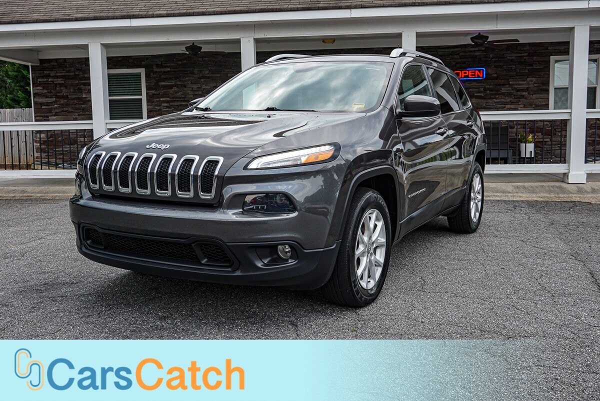 CARSCATCH - Used vehicle - SUV JEEP CHEROKEE 2017