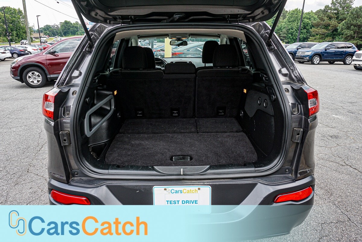 CARSCATCH - Used vehicle - SUV JEEP CHEROKEE 2017