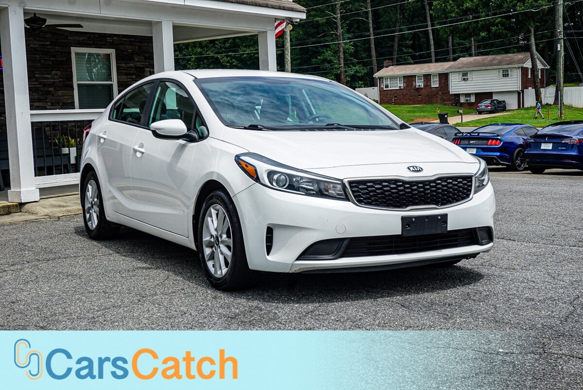 CARSCATCH - Used vehicle - SEDAN KIA FORTE 2017