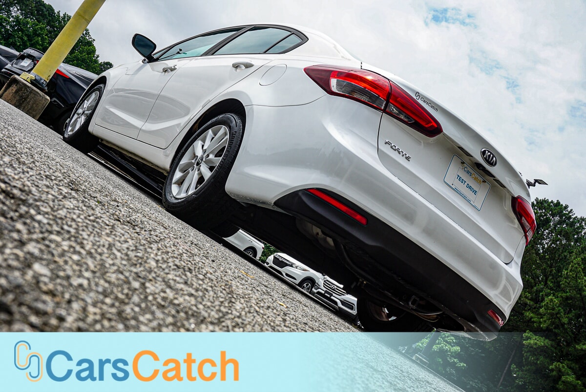 CARSCATCH - Used vehicle - SEDAN KIA FORTE 2017