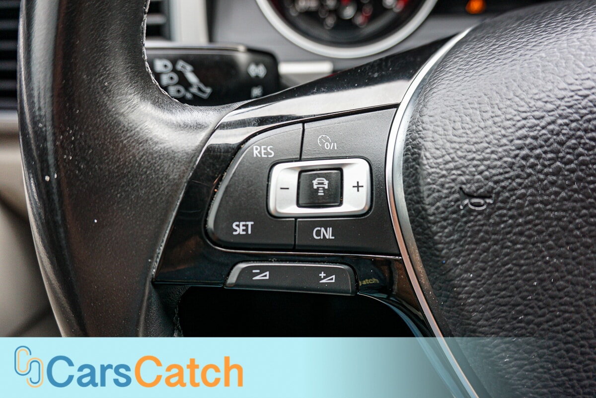 CARSCATCH - Used vehicle - SUV VOLKSWAGEN ATLAS 2018