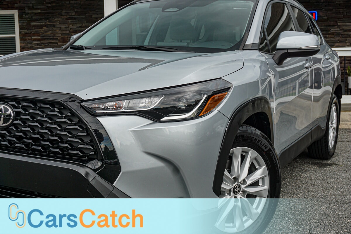 CARSCATCH - Used vehicle - SUV TOYOTA COROLLA CROSS 2024