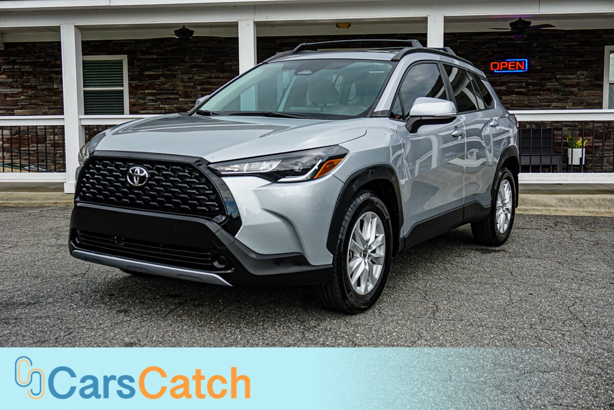 CARSCATCH - Used vehicle - SUV TOYOTA COROLLA CROSS 2024