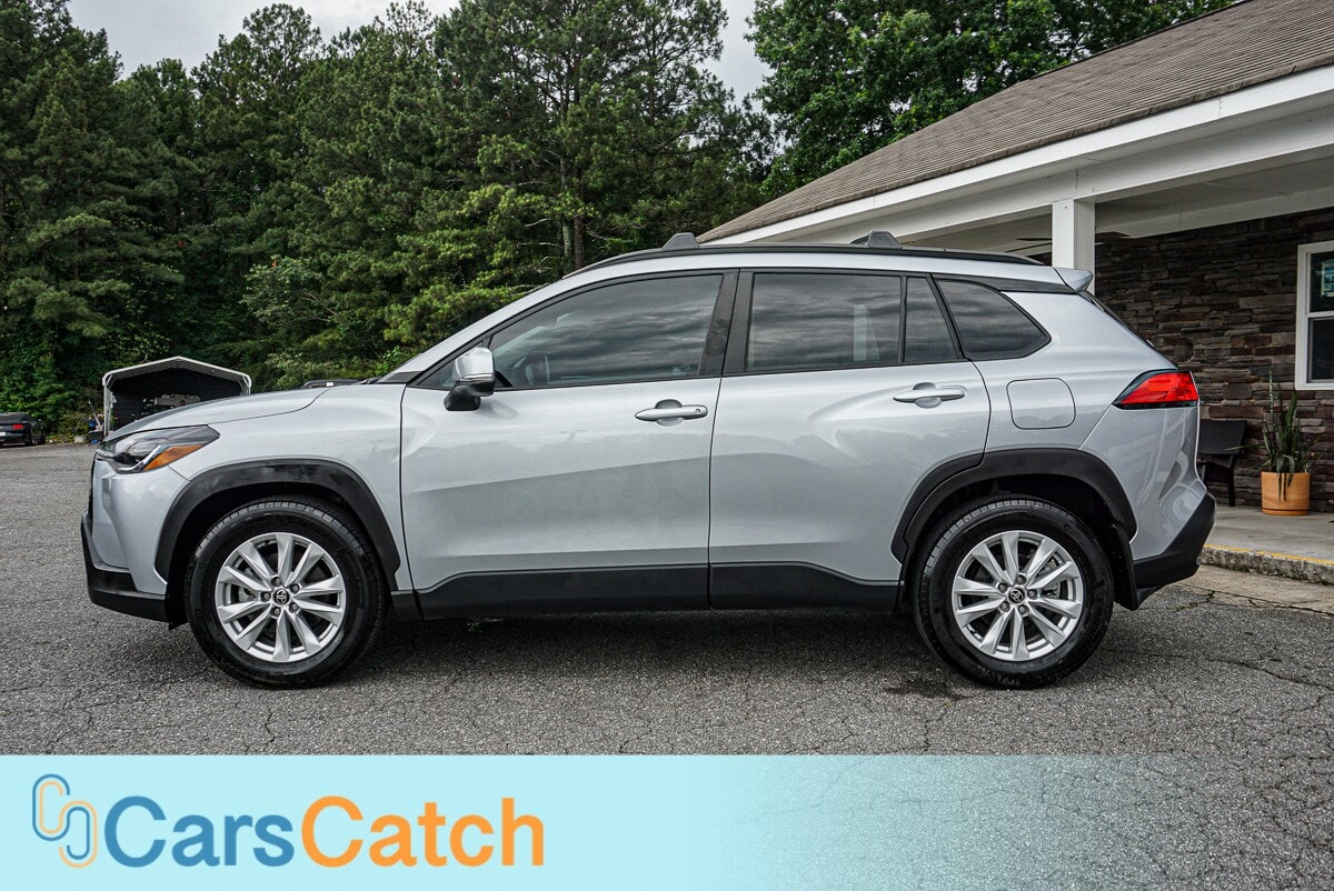 CARSCATCH - Used vehicle - SUV TOYOTA COROLLA CROSS 2024