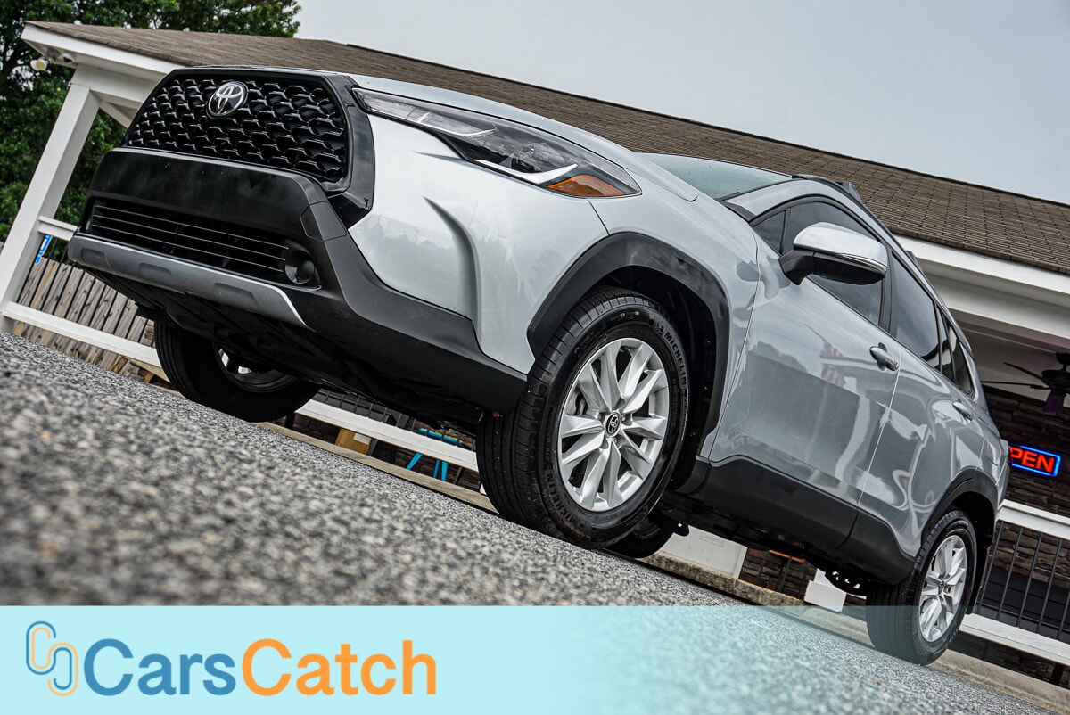CARSCATCH - Used vehicle - SUV TOYOTA COROLLA CROSS 2024