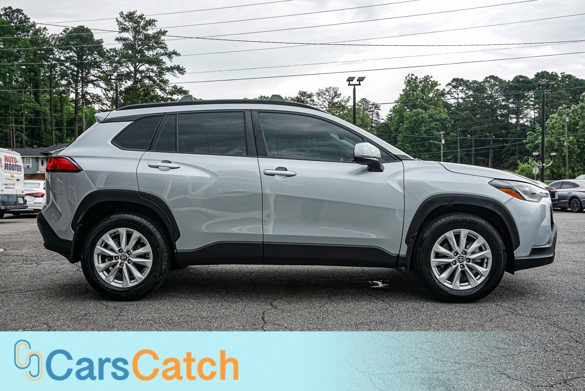CARSCATCH - Used vehicle - SUV TOYOTA COROLLA CROSS 2024