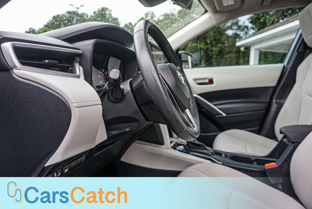 CARSCATCH - Used vehicle - SUV TOYOTA COROLLA CROSS 2024