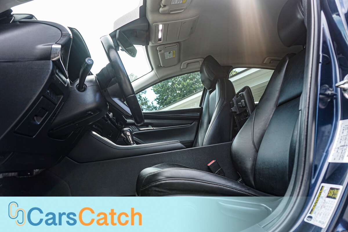 CARSCATCH - Used vehicle - SEDAN MAZDA MAZDA3 2019
