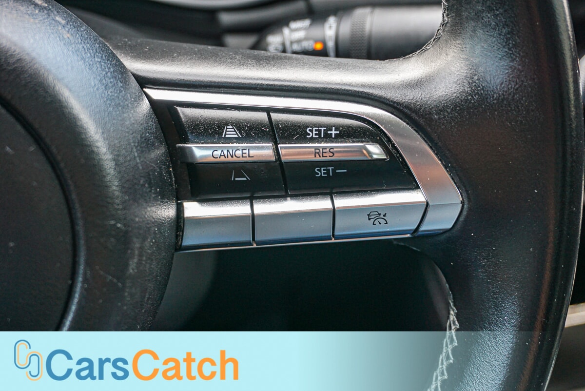 CARSCATCH - Used vehicle - SEDAN MAZDA MAZDA3 2019