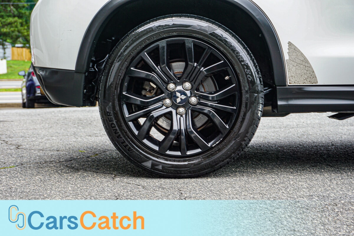 CARSCATCH - Used vehicle - SUV MITSUBISHI OUTLANDER SPORT 2017