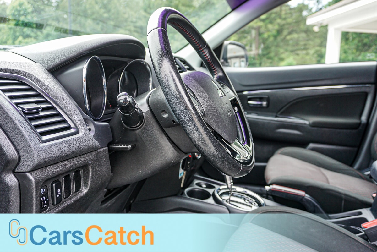 CARSCATCH - Used vehicle - SUV MITSUBISHI OUTLANDER SPORT 2017