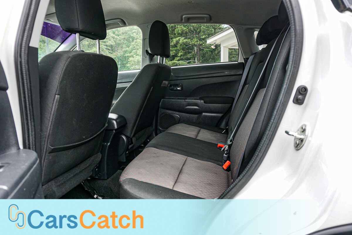 CARSCATCH - Used vehicle - SUV MITSUBISHI OUTLANDER SPORT 2017