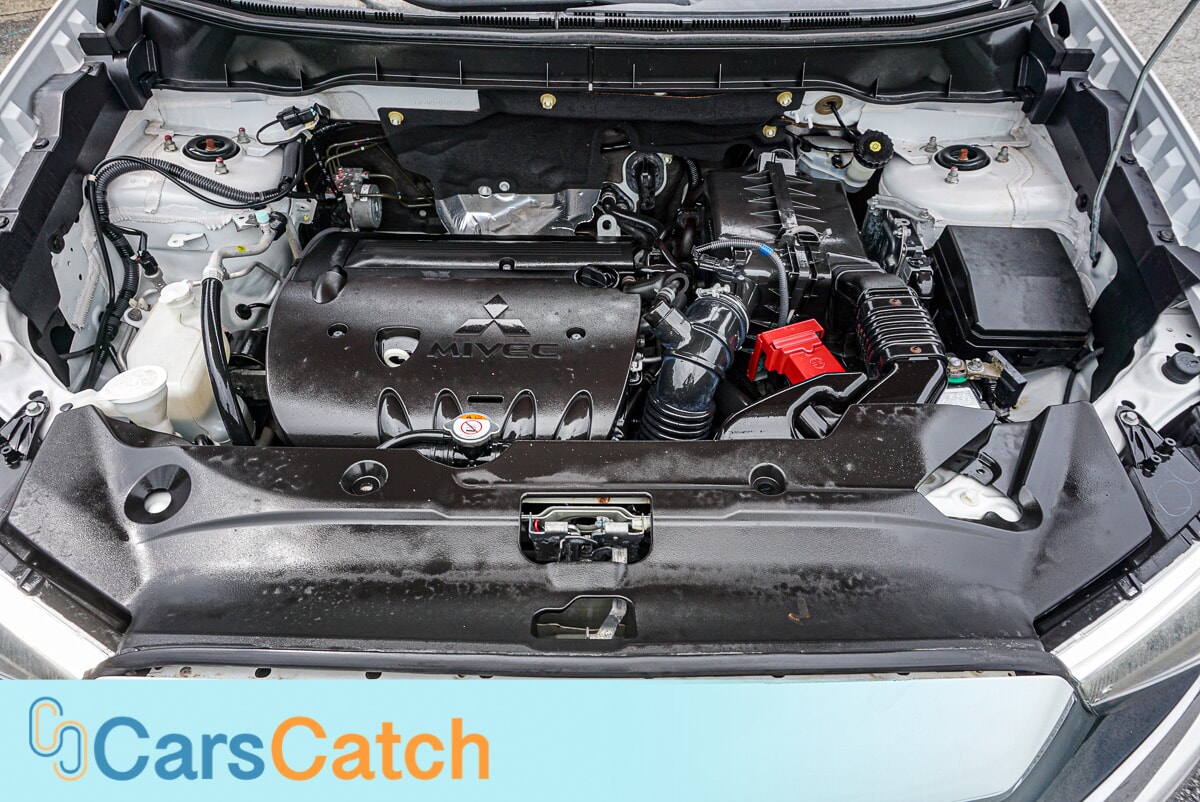 CARSCATCH - Used vehicle - SUV MITSUBISHI OUTLANDER SPORT 2017