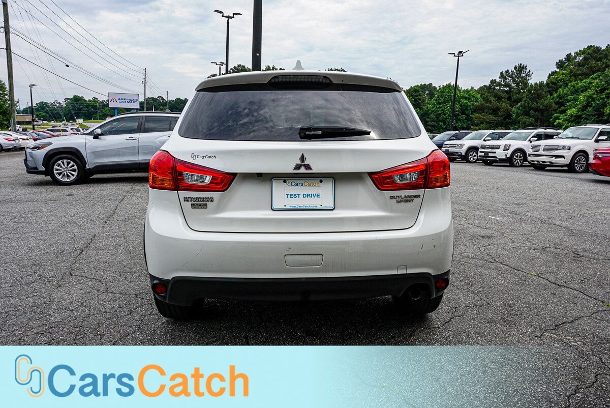 CARSCATCH - Used vehicle - SUV MITSUBISHI OUTLANDER SPORT 2017
