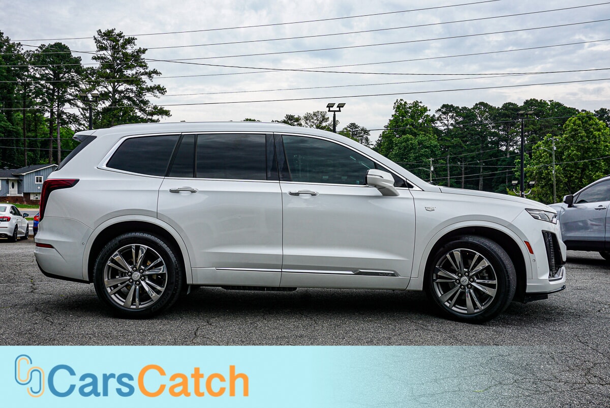 CARSCATCH - Used vehicle - SUV CADILLAC XT6 2021