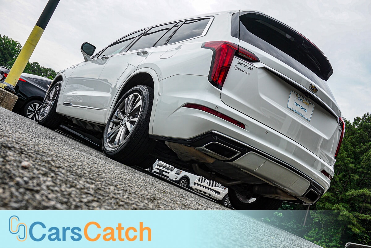 CARSCATCH - Used vehicle - SUV CADILLAC XT6 2021