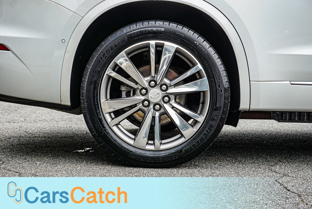 CARSCATCH - Used vehicle - SUV CADILLAC XT6 2021