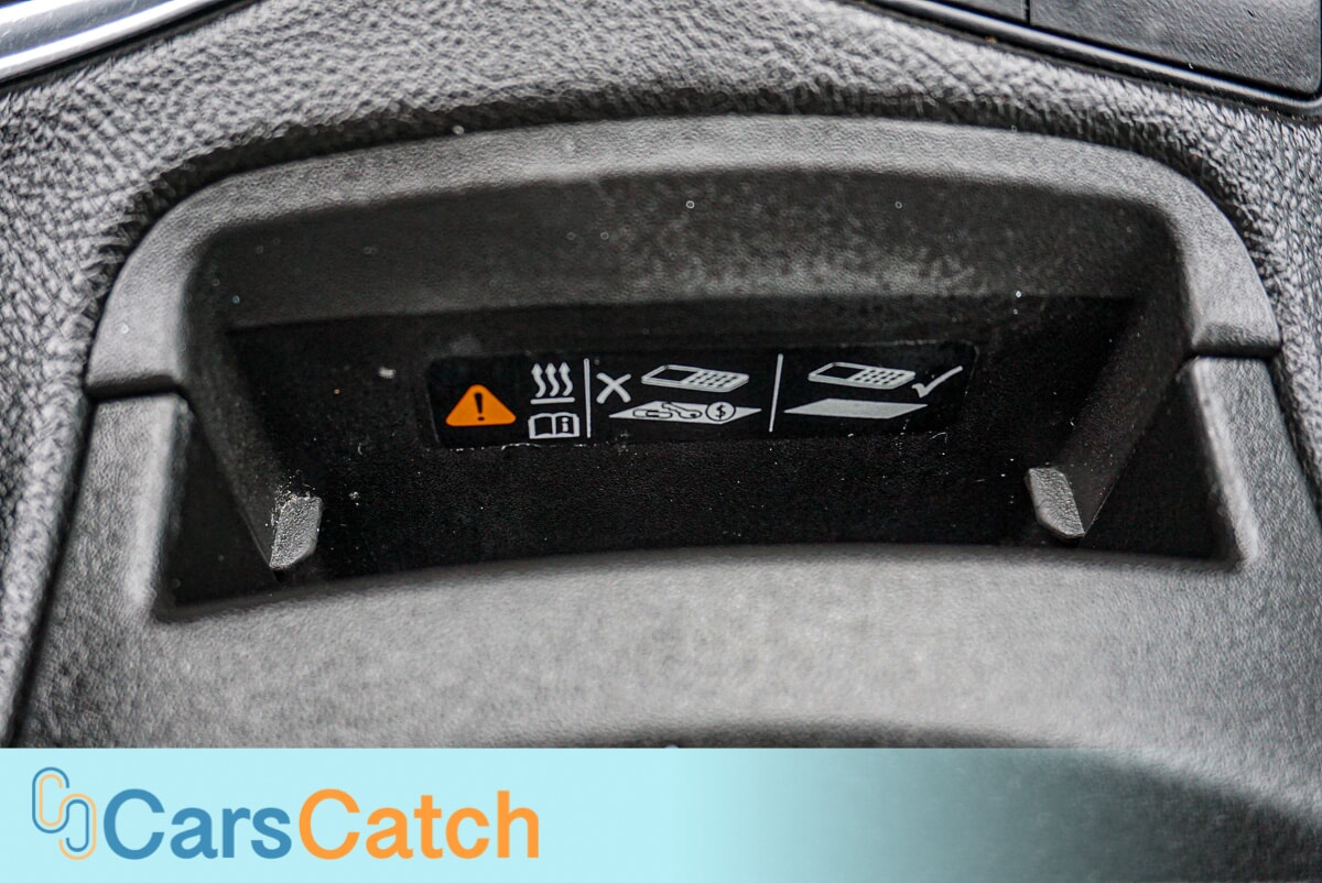 CARSCATCH - Used vehicle - SUV CADILLAC XT6 2021