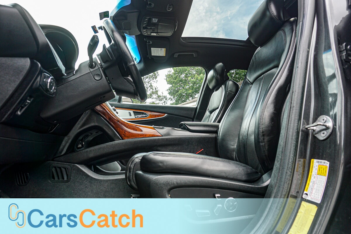 CARSCATCH - Used vehicle - SUV LINCOLN NAUTILUS 2019