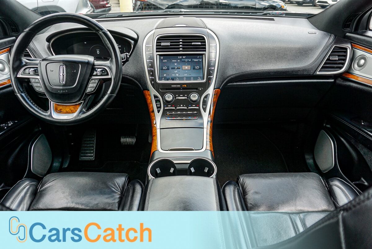 CARSCATCH - Used vehicle - SUV LINCOLN NAUTILUS 2019