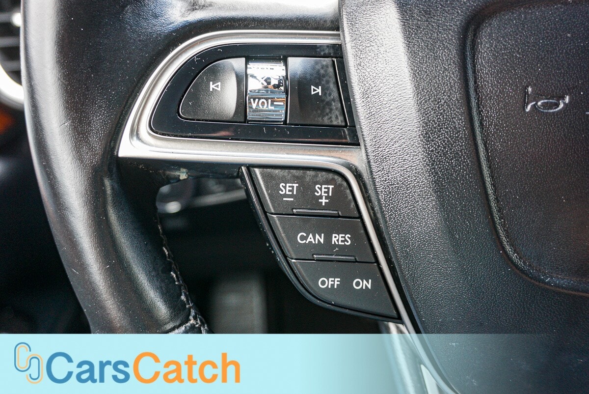 CARSCATCH - Used vehicle - SUV LINCOLN NAUTILUS 2019