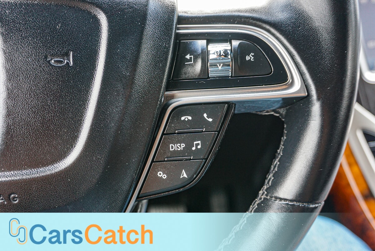 CARSCATCH - Used vehicle - SUV LINCOLN NAUTILUS 2019