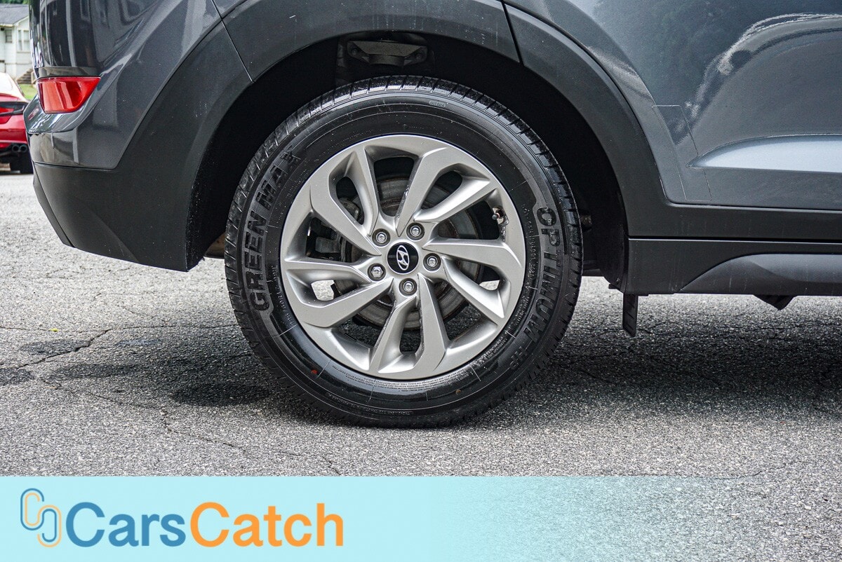 CARSCATCH - Used vehicle - SUV HYUNDAI TUCSON 2017