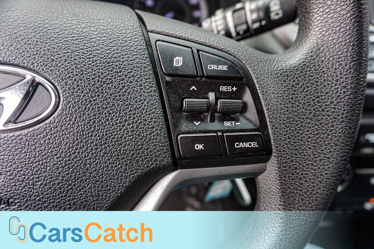 CARSCATCH - Used vehicle - SUV HYUNDAI TUCSON 2017