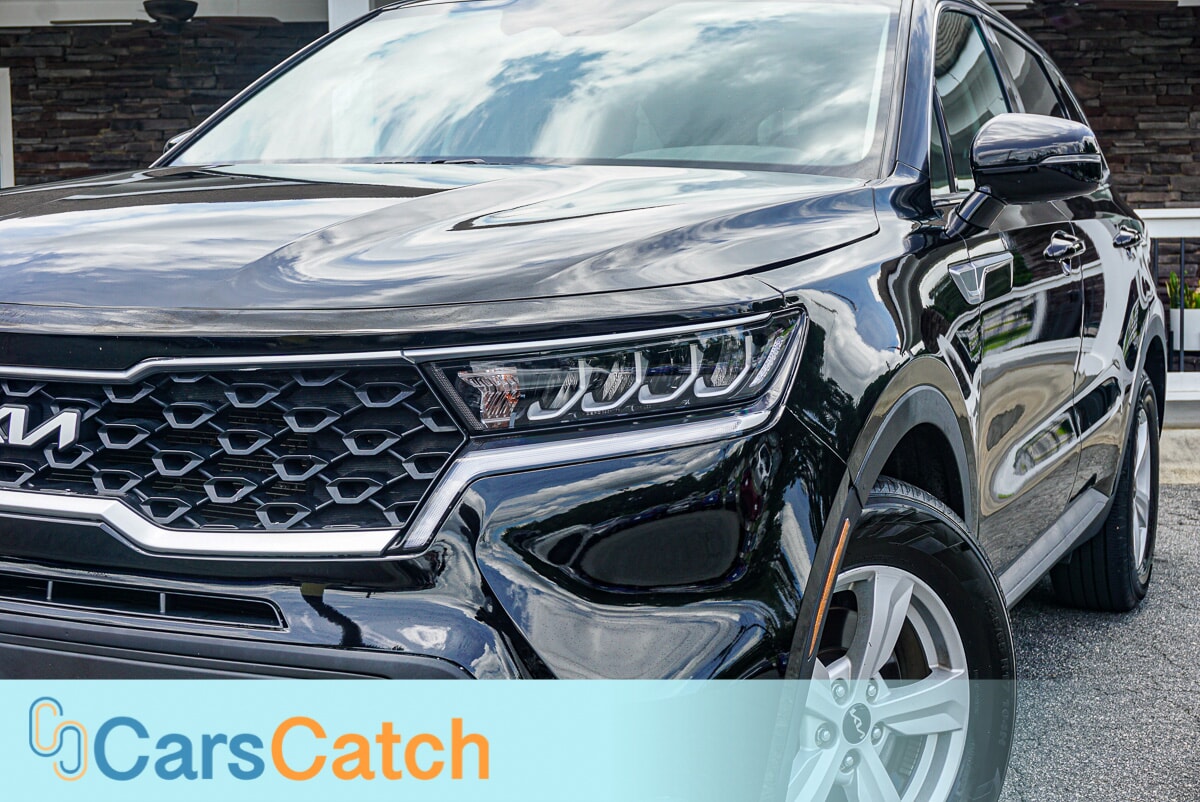 CARSCATCH - Used vehicle - SUV KIA SORENTO 2023