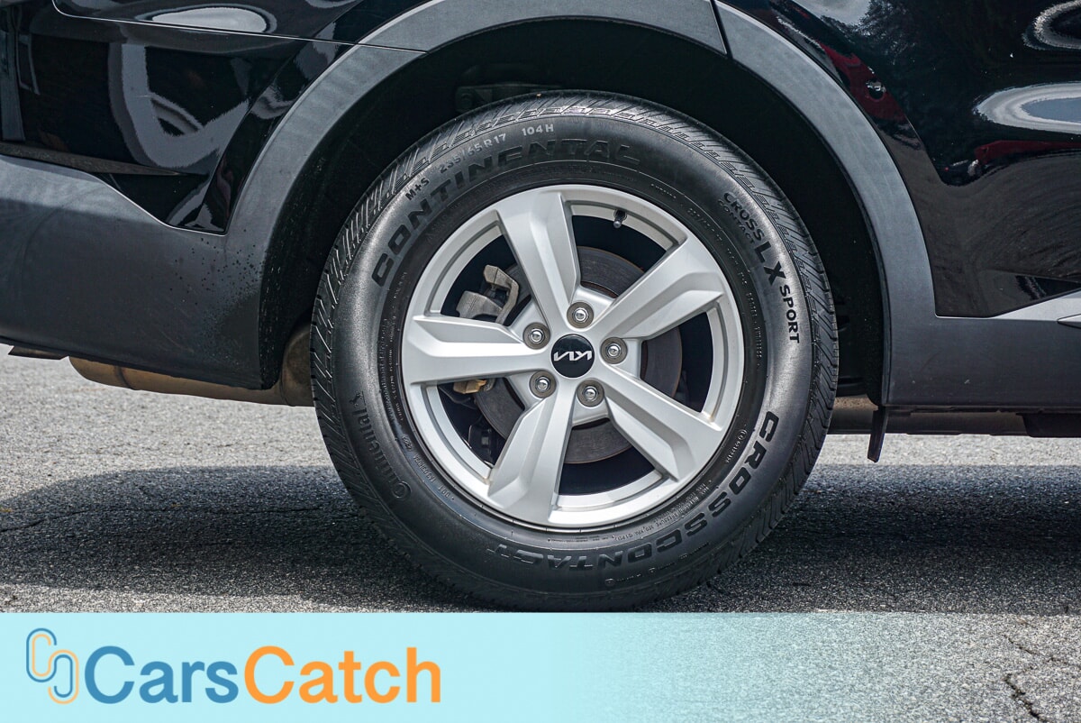 CARSCATCH - Used vehicle - SUV KIA SORENTO 2023