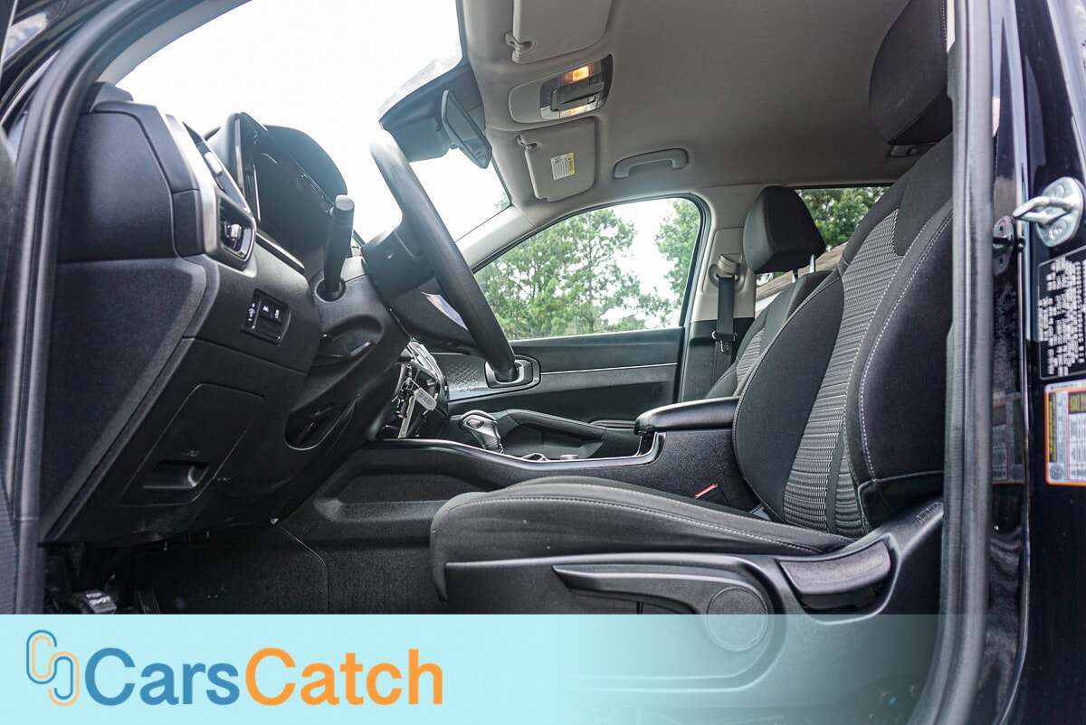 CARSCATCH - Used vehicle - SUV KIA SORENTO 2023