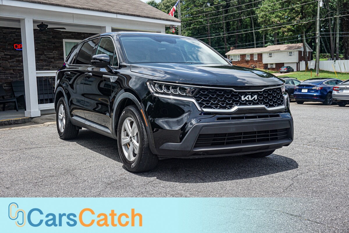 CARSCATCH - Used vehicle - SUV KIA SORENTO 2023