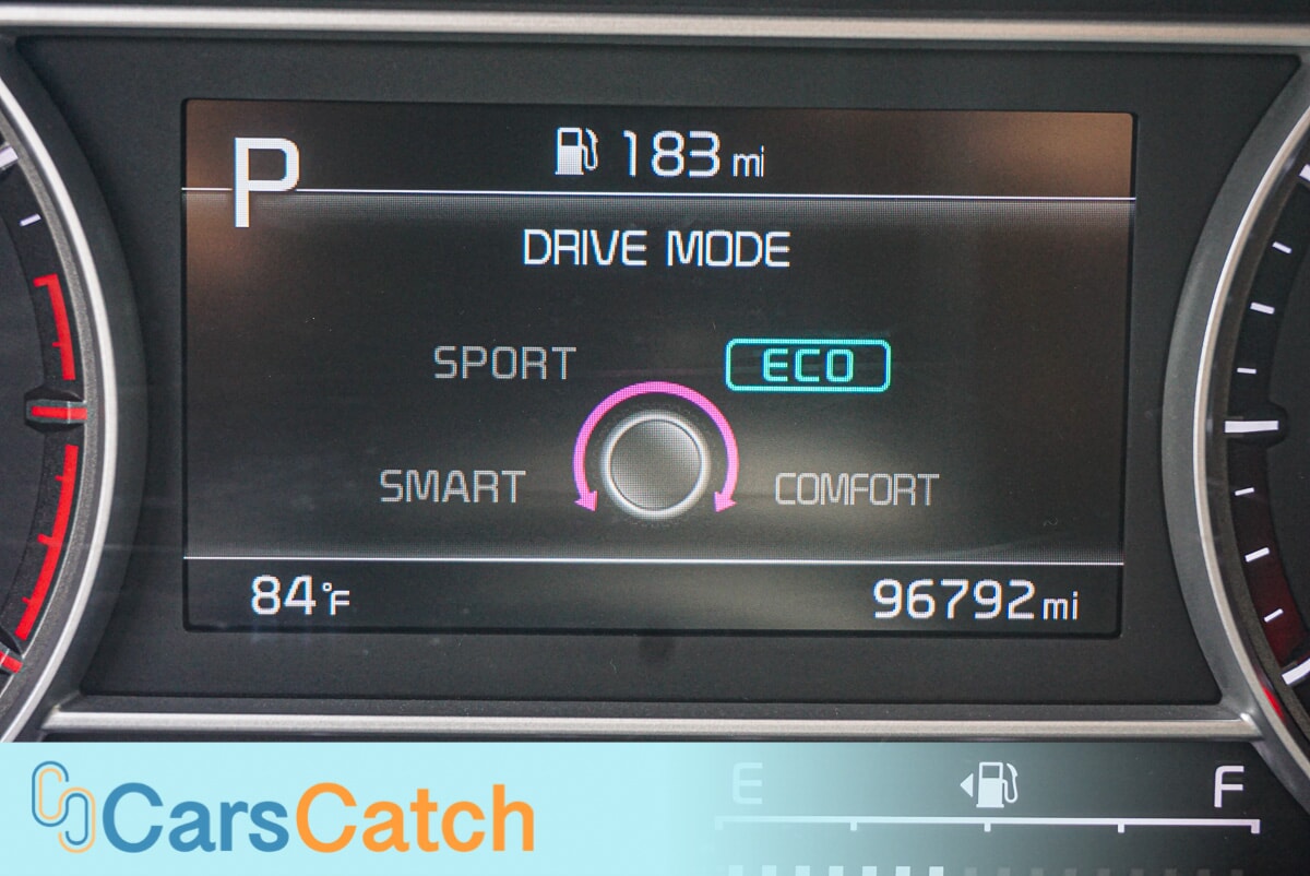 CARSCATCH - Used vehicle - SUV KIA SORENTO 2023