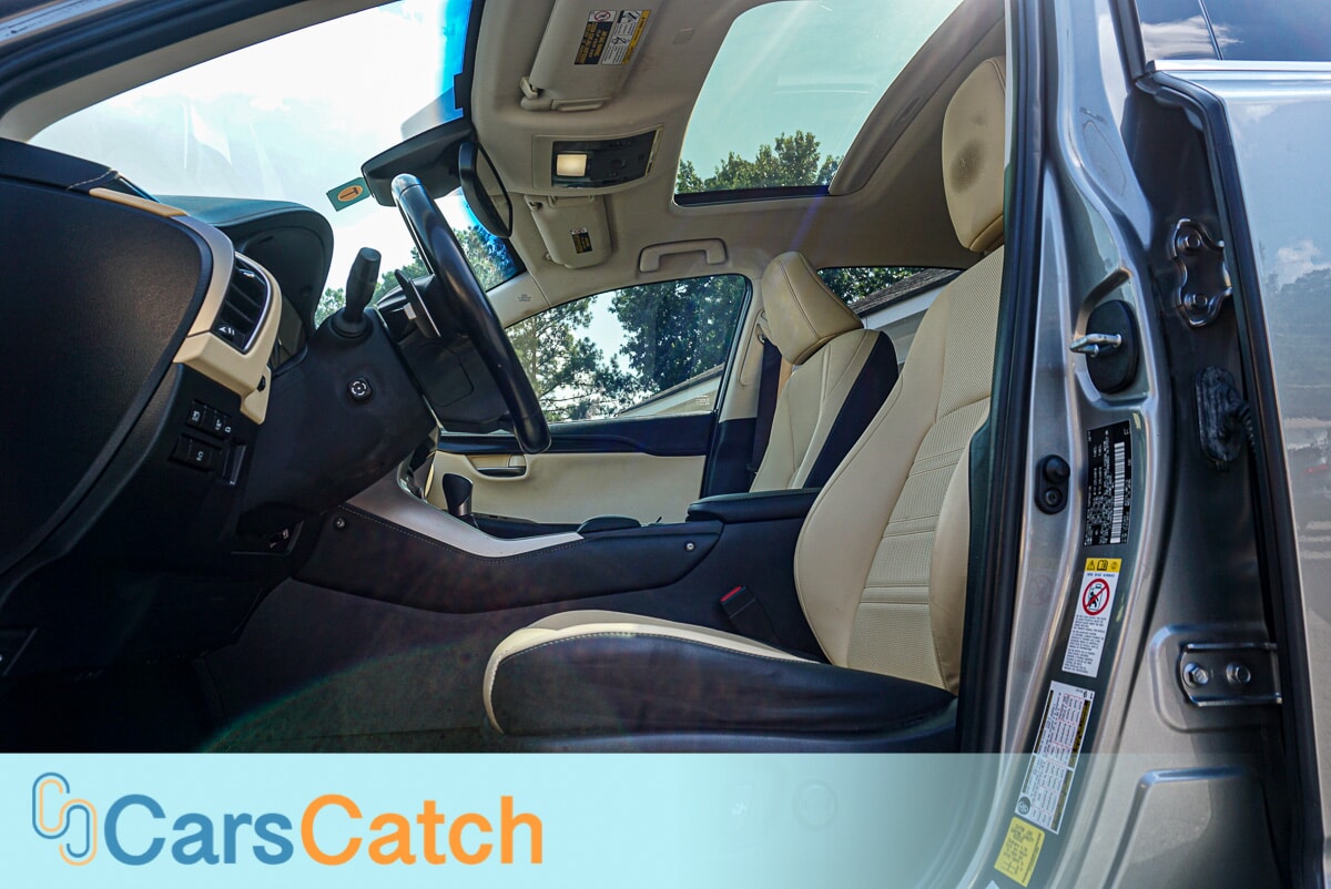 CARSCATCH - Used vehicle - SUV LEXUS NX 2019