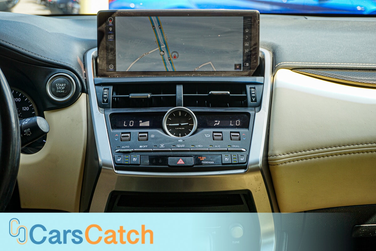 CARSCATCH - Used vehicle - SUV LEXUS NX 2019