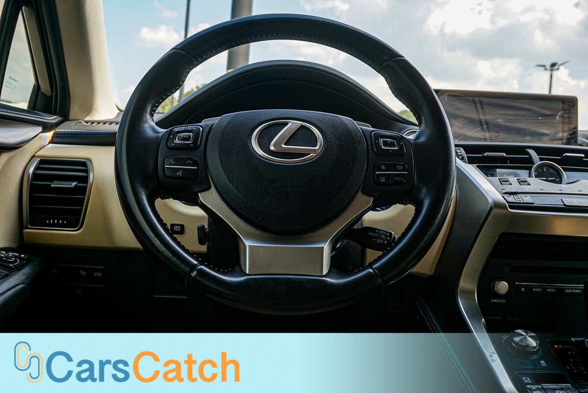 CARSCATCH - Used vehicle - SUV LEXUS NX 2019