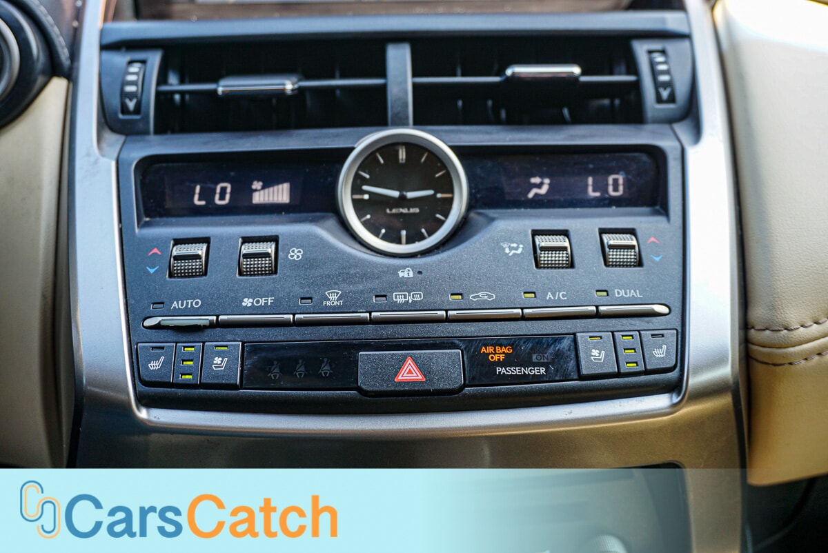 CARSCATCH - Used vehicle - SUV LEXUS NX 2019
