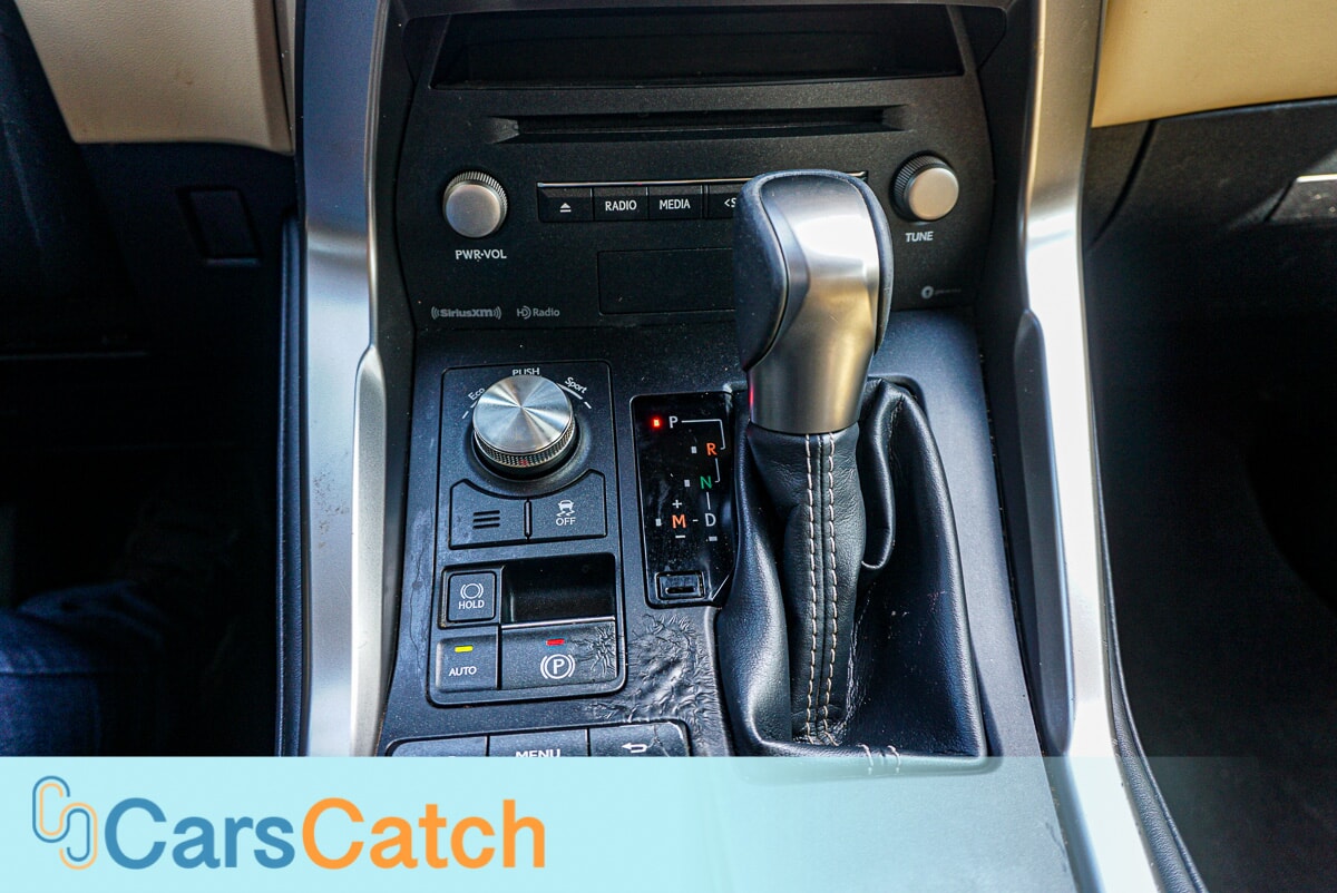 CARSCATCH - Used vehicle - SUV LEXUS NX 2019