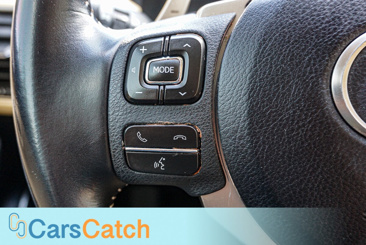 CARSCATCH - Used vehicle - SUV LEXUS NX 2019